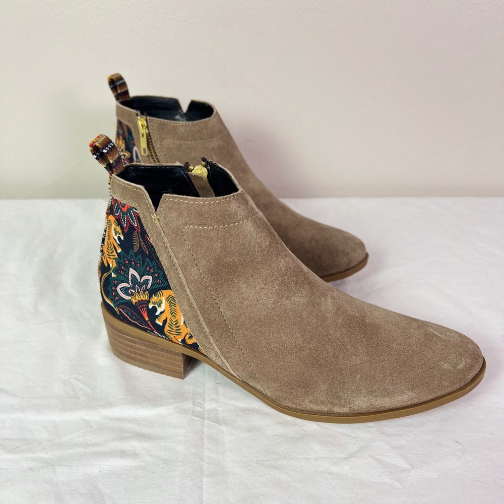 Inkkas Yuuki Ankle Boots 10 Tan Suede Tiger Floral Print Boho Side Zip Artisan